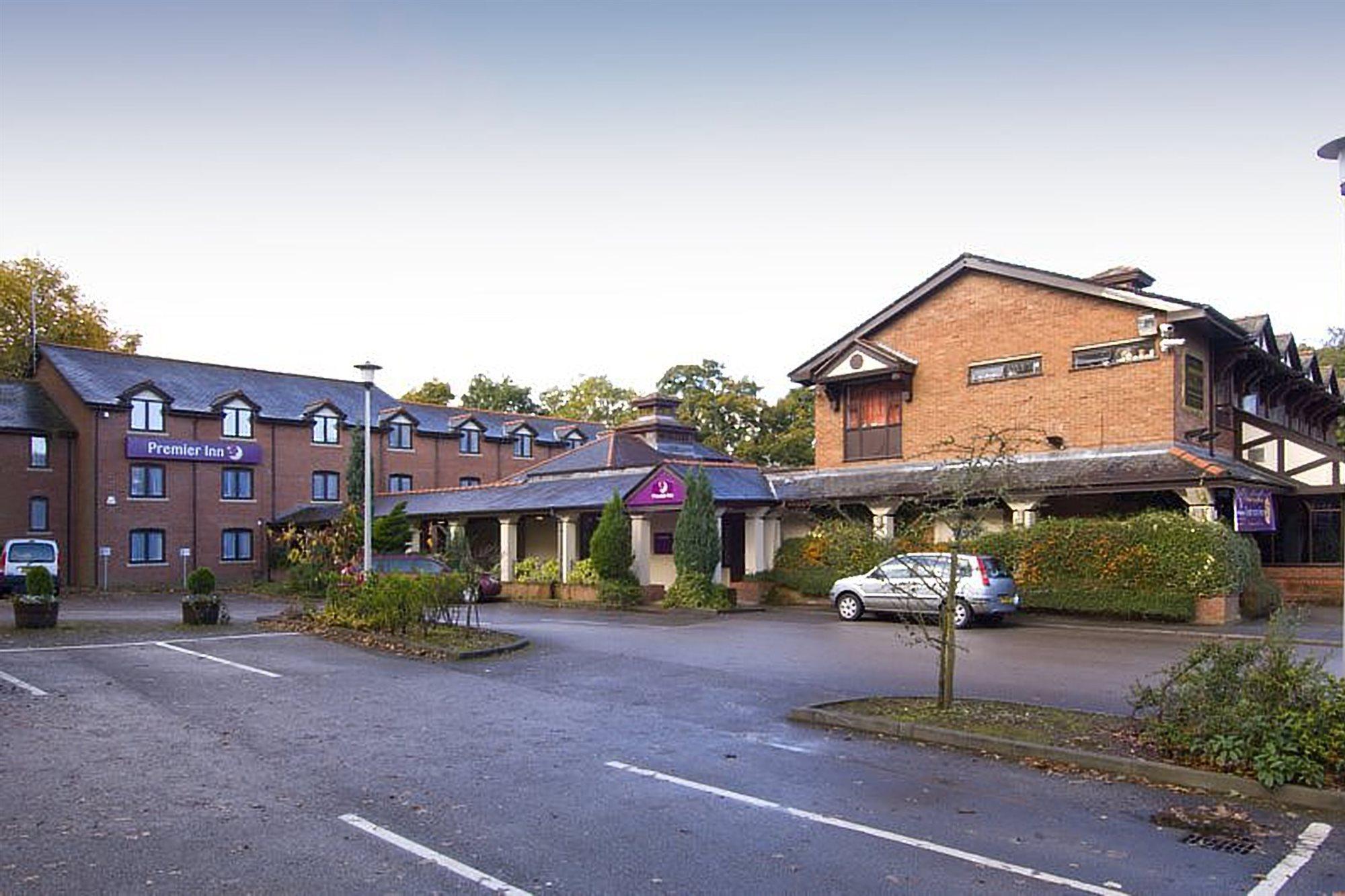 Premier Inn Manchester - Wilmslow Zewnętrze zdjęcie